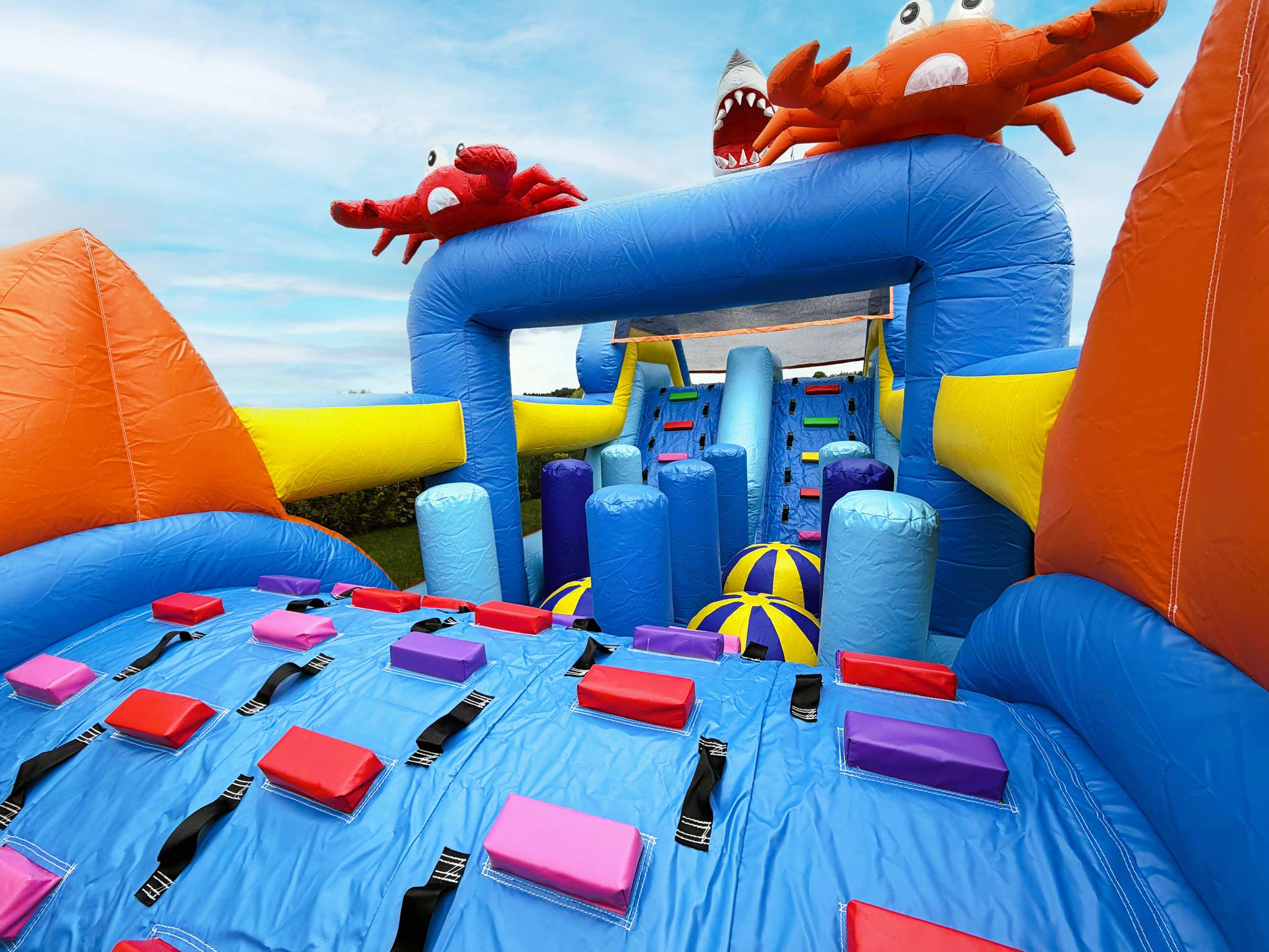 Le Parcours : Adventure Island Le Parcours : Adventure Island